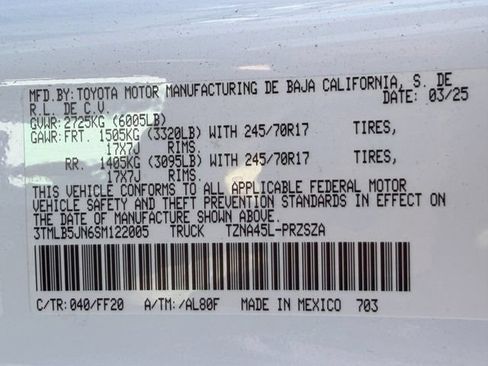 Used 2025 Toyota Tacoma SR5 AWD/4WD image 24