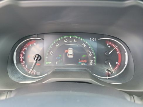 Used 2025 Toyota RAV4 XLE w/ Convenience Package FWD image 17