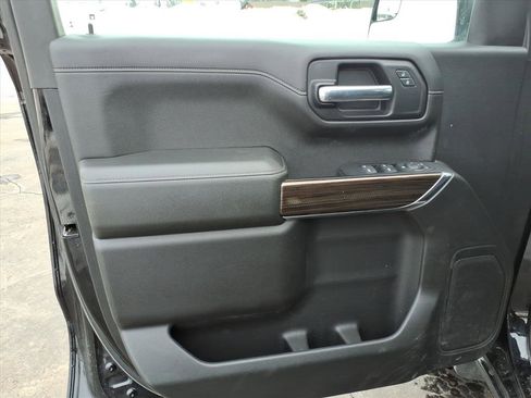 Used 2019 Chevrolet Silverado 1500 LT w/ All-Star Edition image 34