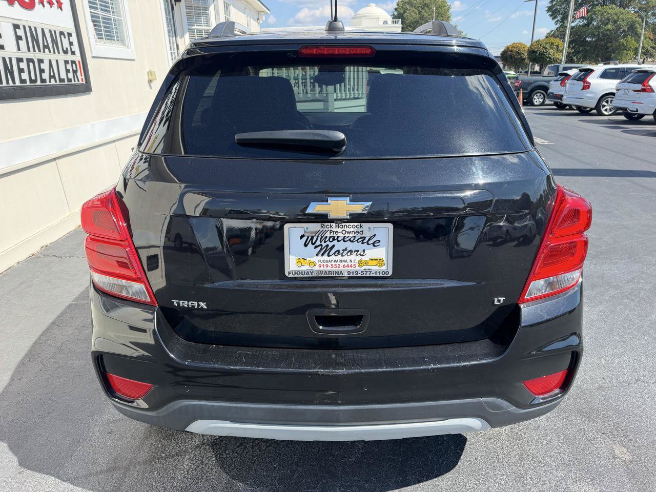 Used 2019 Chevrolet Trax LT w/ LT Convenience Package FWD image 6