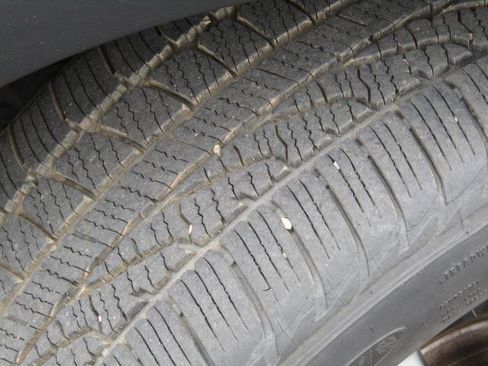 Certified 2017 Ford Escape Titanium w/ Equipment Group 301A image 7