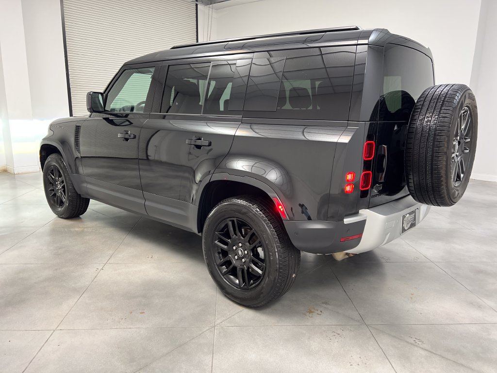 Used 2025 Land Rover Defender 110 S AWD/4WD image 6