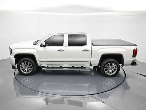 Used 2018 GMC Sierra 1500 Denali image 37