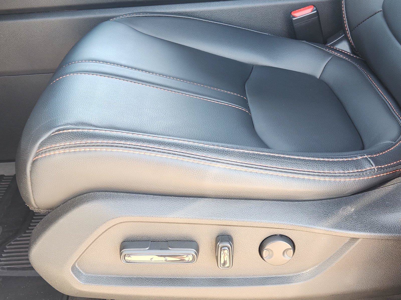 Used 2025 Honda Pilot TrailSport image 34