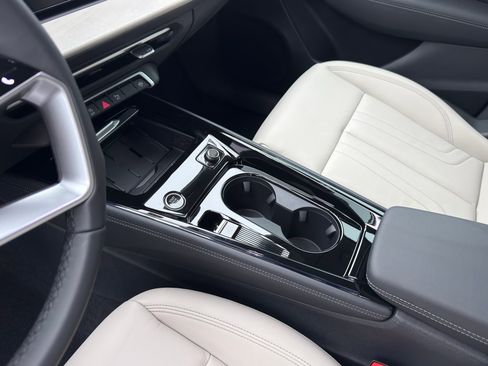 New 2026 Audi Q3 quattro 2.0T AWD/4WD image 12