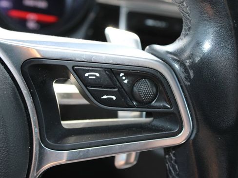 Used 2018 Porsche Macan S AWD/4WD image 22