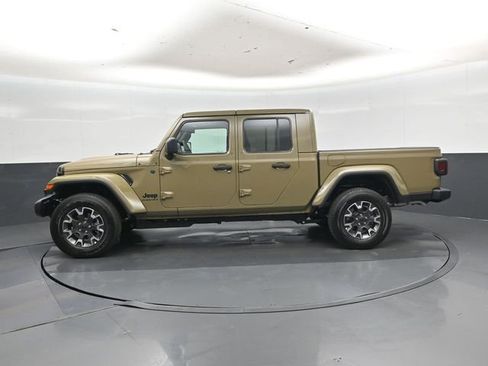 New 2026 Jeep Gladiator Sport AWD/4WD image 7