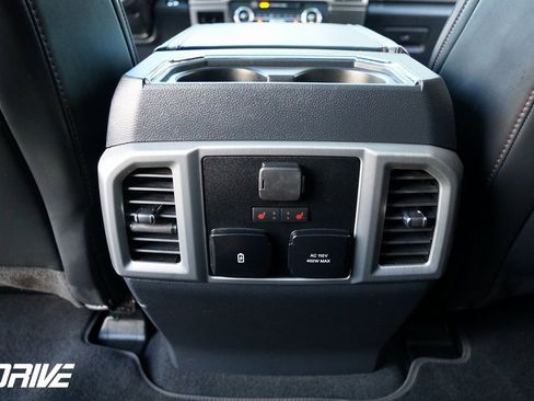 Used 2022 Ford F350 Platinum image 44