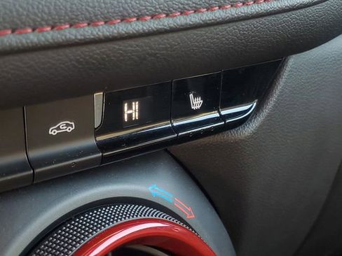 Used 2022 Chevrolet Blazer RS image 30