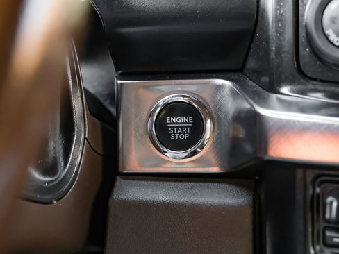 Used 2023 Ford F250 King Ranch w/ Chrome Package image 23