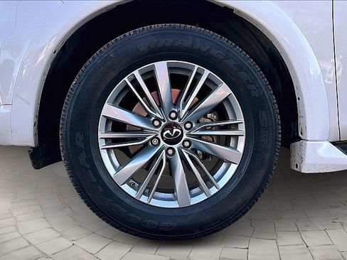 Used 2024 INFINITI QX80 Luxe w/ Cargo Package image 8