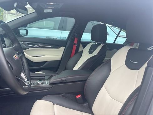 Certified 2025 Cadillac CT5 V AWD/4WD image 3
