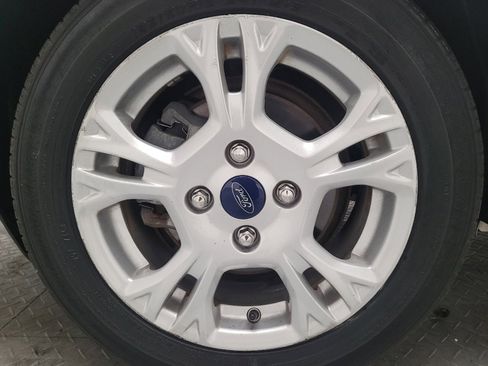 Used 2016 Ford Fiesta SE FWD image 31