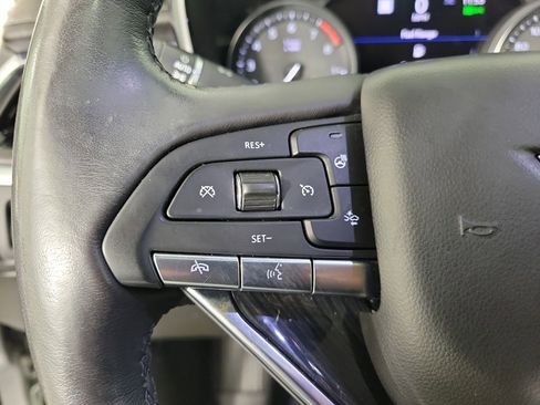 Used 2020 Cadillac XT6 Premium Luxury image 23