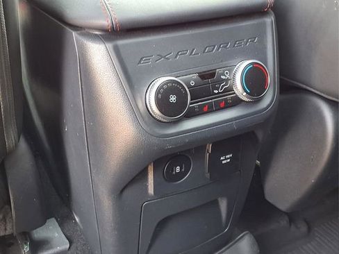 Used 2025 Ford Explorer ST AWD/4WD image 26