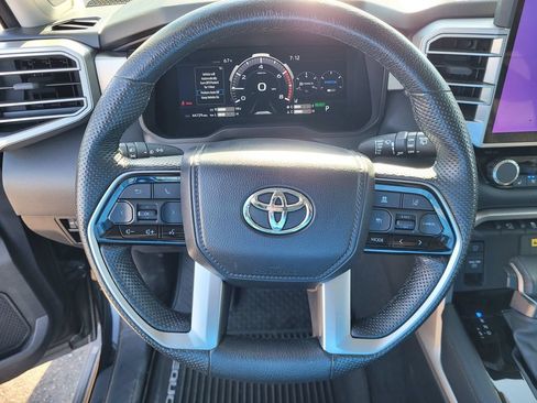 Used 2024 Toyota Sequoia Limited AWD/4WD image 21