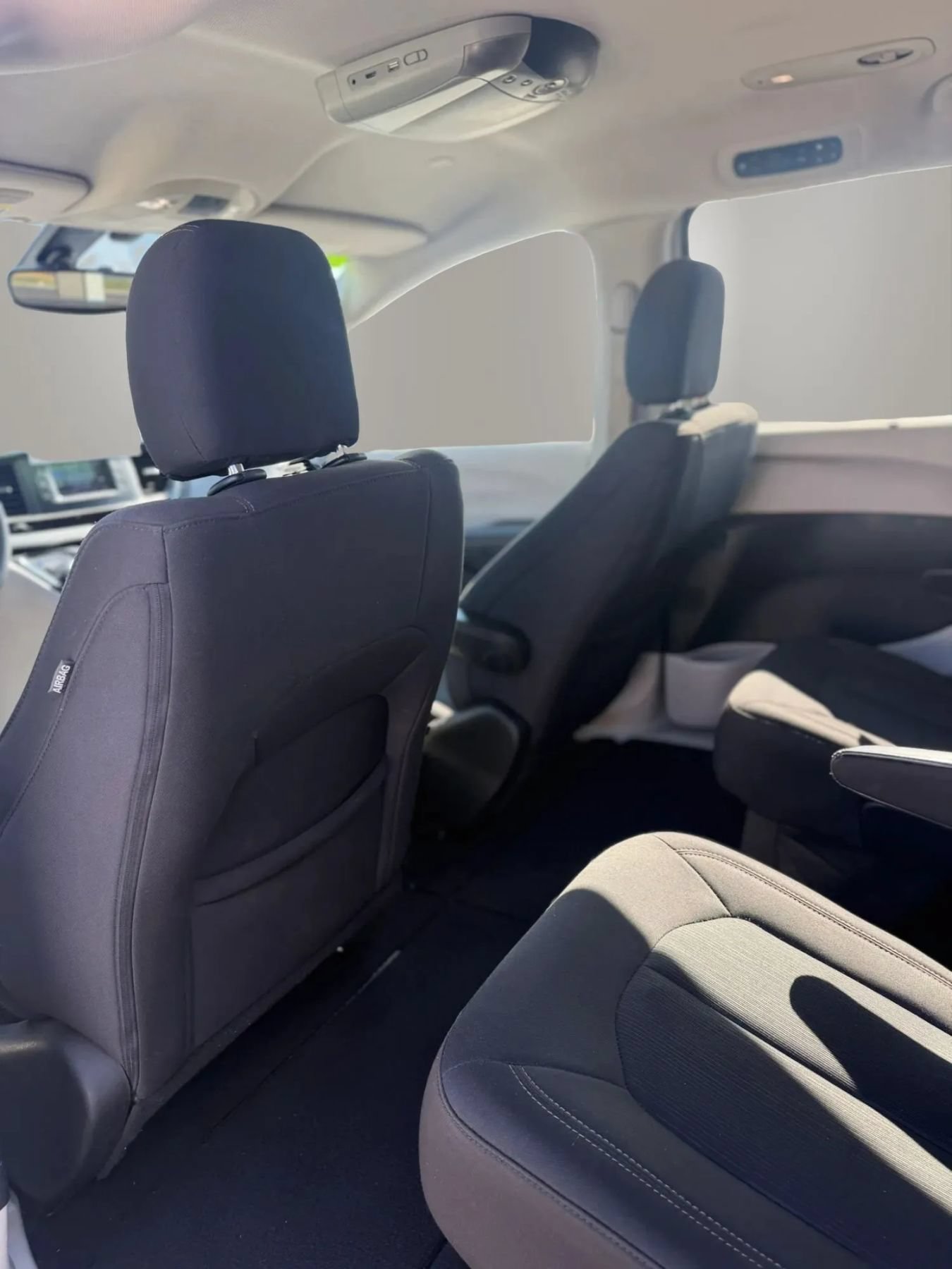 Used 2017 Chrysler Pacifica Touring Plus w/ Security Group FWD image 18