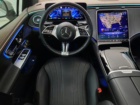 Used 2023 Mercedes-Benz EQE 500 4MATIC Sedan image 70