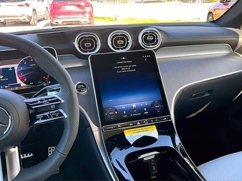 New 2026 Mercedes-Benz GLC 300 image 6