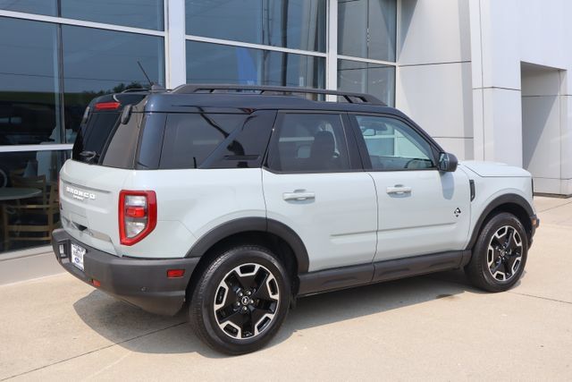 Certified 2024 Ford Bronco Sport Outer Banks w/ Tech Package AWD/4WD image 3