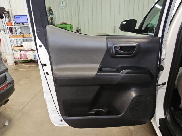 Certified 2023 Toyota Tacoma SR AWD/4WD image 27