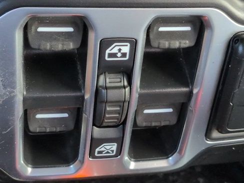 Used 2022 Jeep Gladiator Sport AWD/4WD image 22