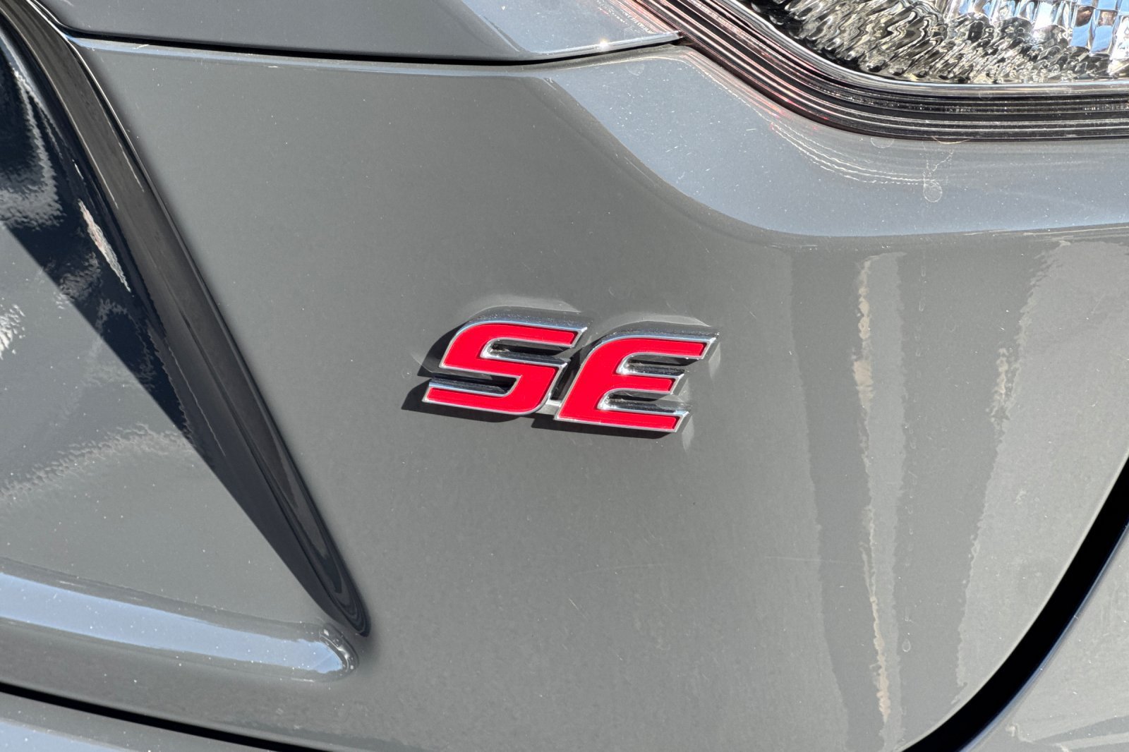 Certified 2025 Toyota Corolla SE FWD image 13