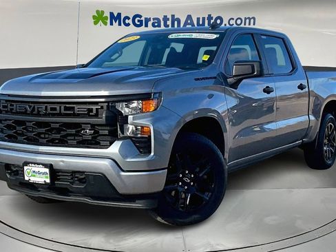 Used 2023 Chevrolet Silverado 1500 Custom w/ Rally Edition image 3