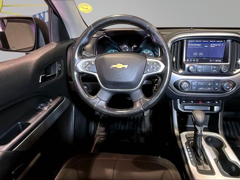 Used 2022 Chevrolet Colorado LT w/ Fleet Safety Package RWD image 10