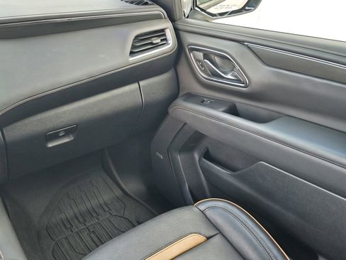 Used 2024 GMC Yukon XL AT4 w/ AT4 Premium Package image 22