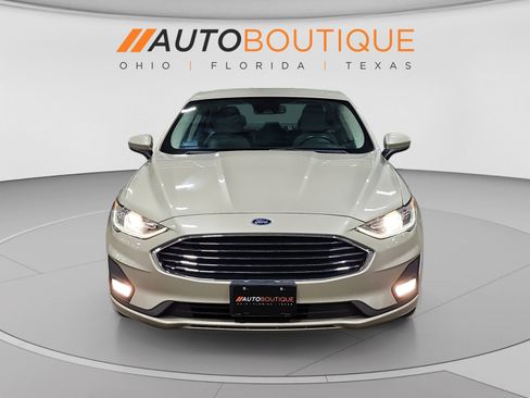 Used 2019 Ford Fusion SE w/ Equipment Group 151A FWD image 8