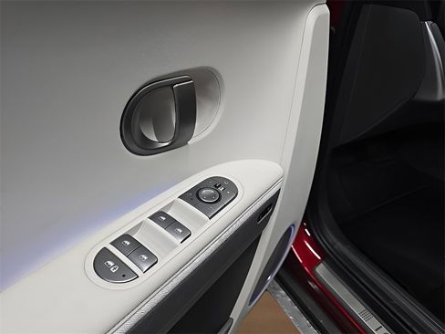 New 2026 Hyundai Ioniq 5 Limited image 10