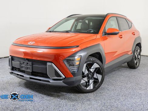 Used 2024 Hyundai Kona Limited AWD/4WD image 3