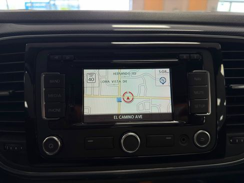 Used 2012 Volkswagen Beetle 2.0T FWD image 16