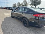 Used 2017 Ford Fusion SE w/ Fusion SE Technology Package image 6