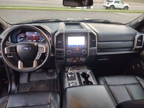 Used 2020 Ford Expedition XLT w/ Equipment Group 202A image 14