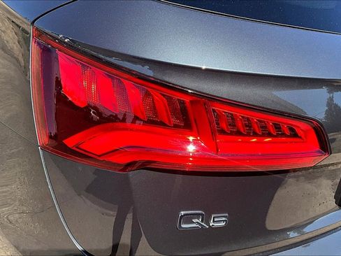 Used 2019 Audi Q5 2.0T Premium Plus w/ Premium Plus Package image 29