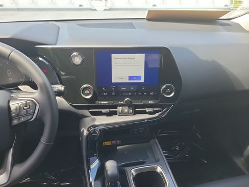Used 2025 Lexus NX 250 FWD w/ Accessory Package (K3) image 18