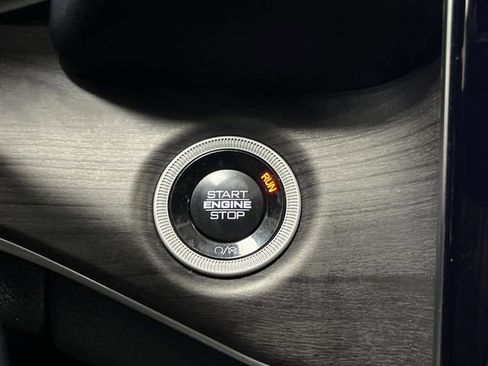 Used 2024 Jeep Grand Cherokee Limited w/ Trailer Tow Package image 23