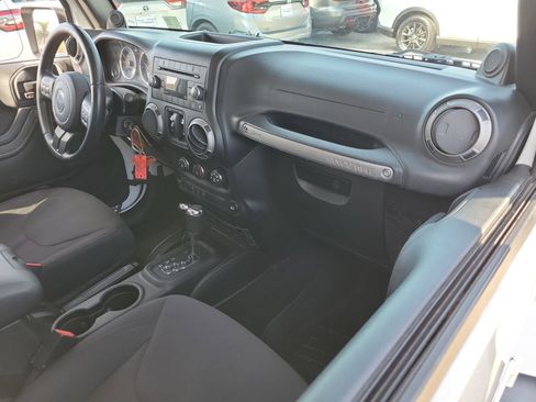 Used 2014 Jeep Wrangler Unlimited Sport w/ Quick Order Package 24S image 13