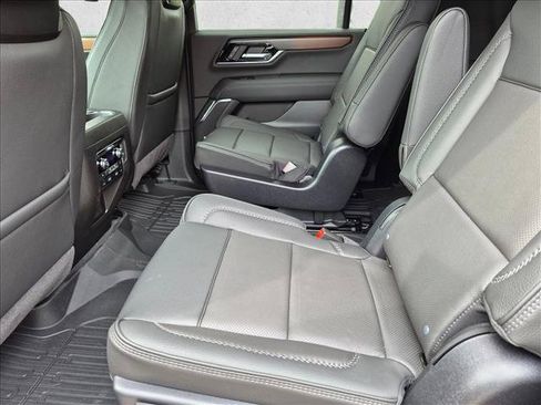 New 2026 GMC Yukon XL Denali w/ Advanced Technology Package AWD/4WD image 14