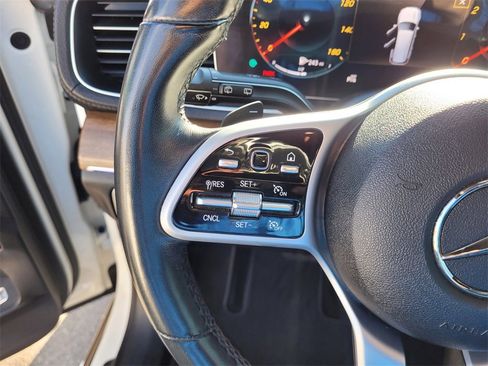 Used 2020 Mercedes-Benz GLS 450 4MATIC image 22