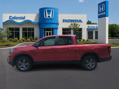 Used 2024 Honda Ridgeline TrailSport image 3