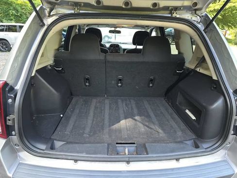 Used 2014 Jeep Compass Sport FWD image 28