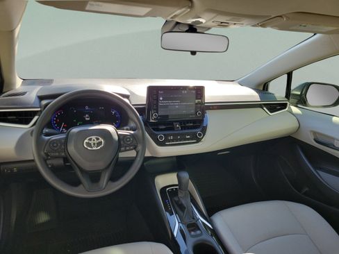 Certified 2022 Toyota Corolla LE FWD image 15