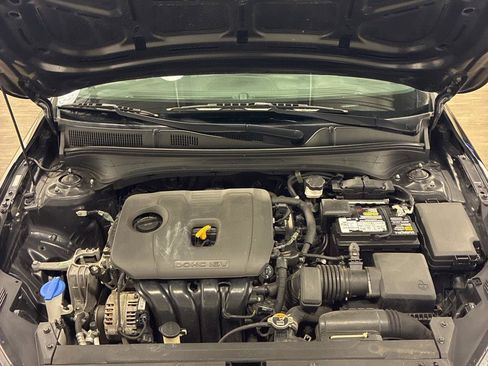 Used 2021 Kia Forte LXS FWD image 16