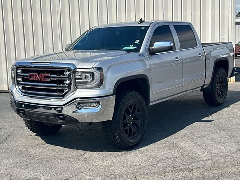 Used 2018 GMC Sierra 1500 SLT image 2