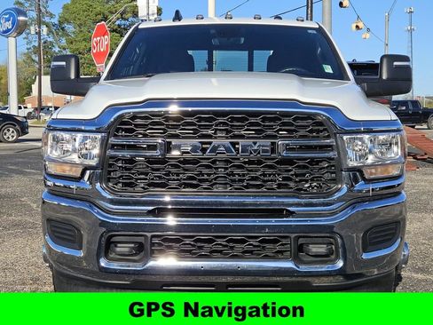 Used 2024 RAM 3500 Tradesman w/ Chrome Appearance Group image 3