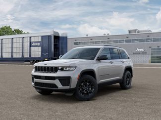 New 2026 Jeep Grand Cherokee Altitude video 1