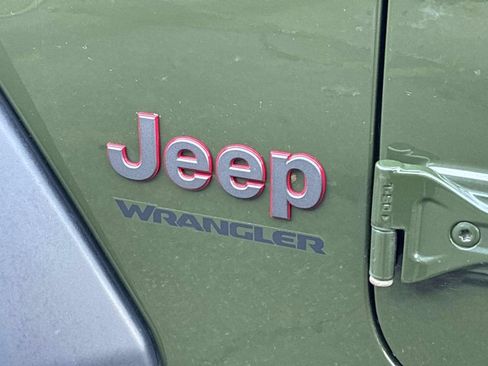Used 2021 Jeep Wrangler Rubicon AWD/4WD image 16